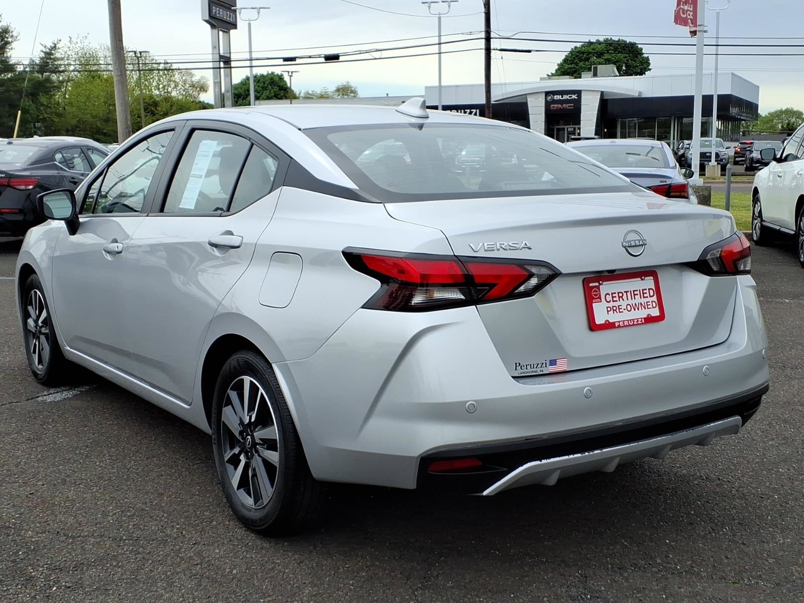Certified 2025 Nissan Versa SV FWD image 6