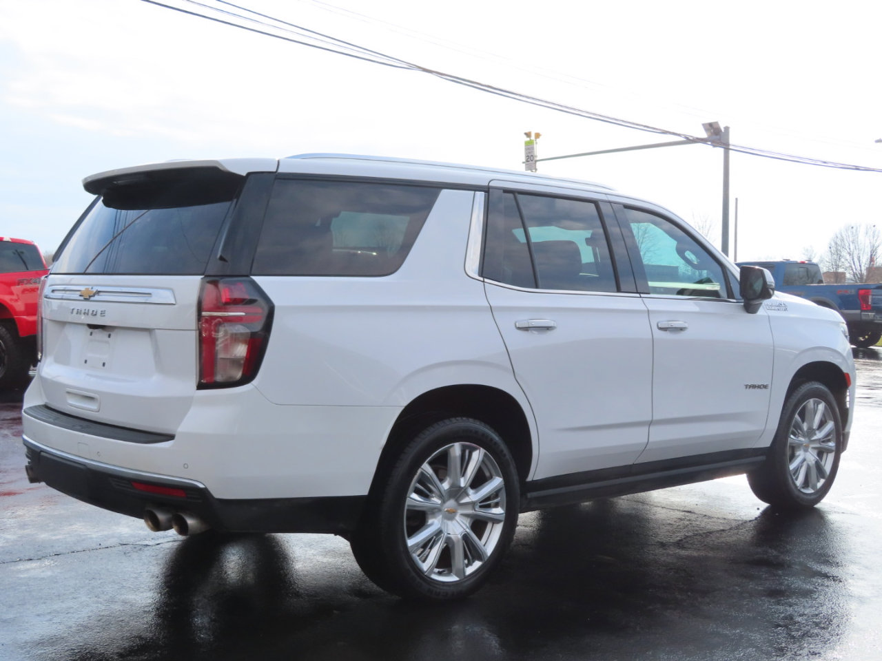 Used 2021 Chevrolet Tahoe High Country w/ Premium Package image 6