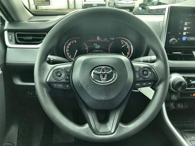 Used 2025 Toyota RAV4 LE AWD/4WD image 14
