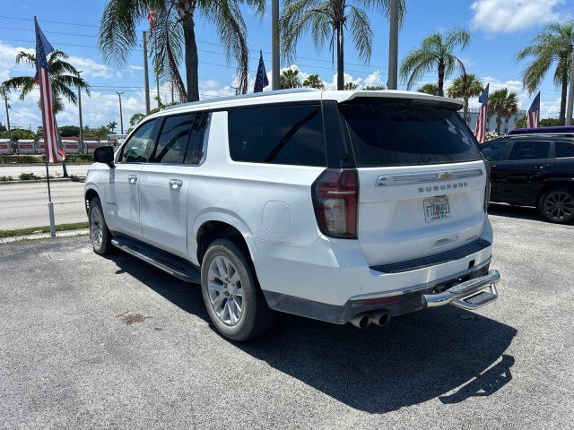 Used 2021 Chevrolet Suburban Premier w/ Premium Package RWD image 9
