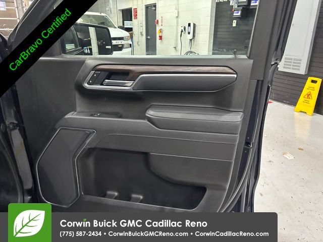 Certified 2025 GMC Sierra 1500 SLT AWD/4WD image 39