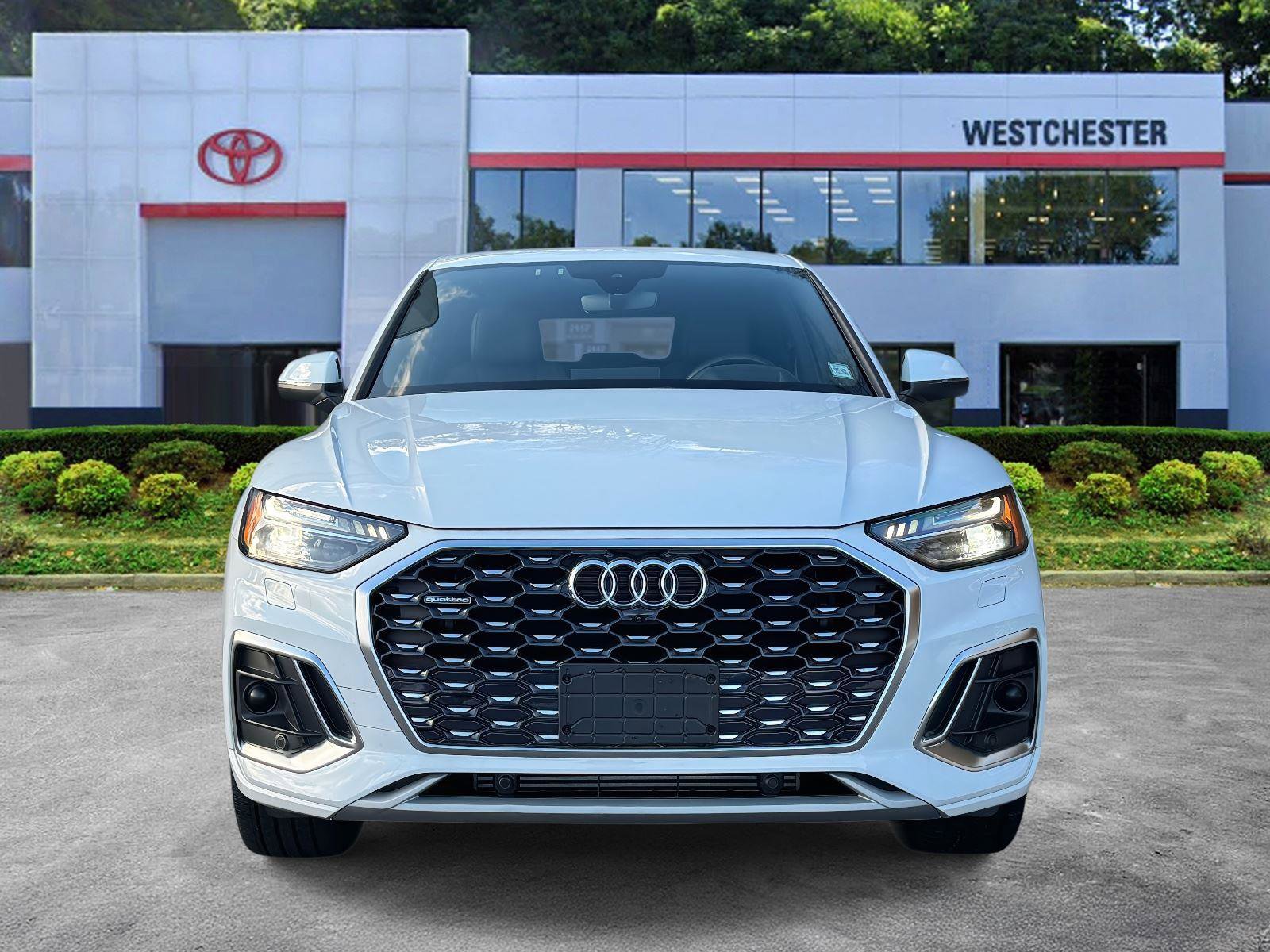 Used 2021 Audi Q5 Prestige image 2