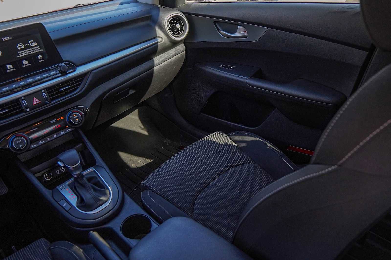 Used 2019 Kia Forte LXS image 25