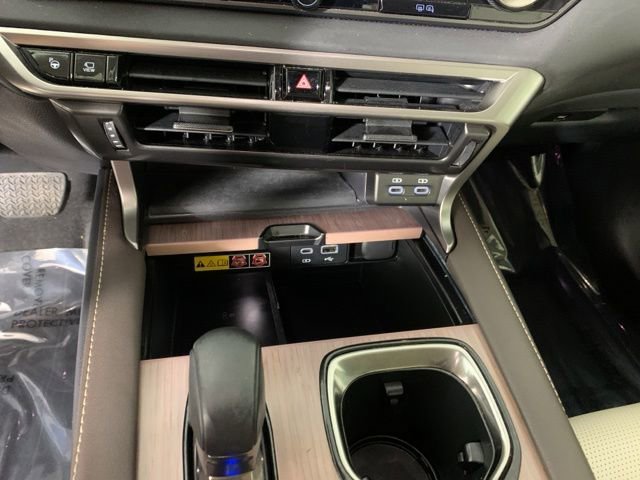 Used 2024 Lexus RX 350 AWD w/ Convenience Package image 23