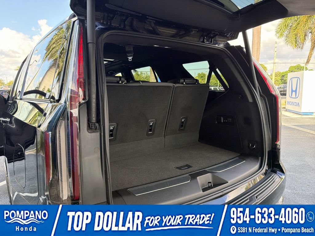 Used 2023 Cadillac Escalade Sport AWD/4WD image 33