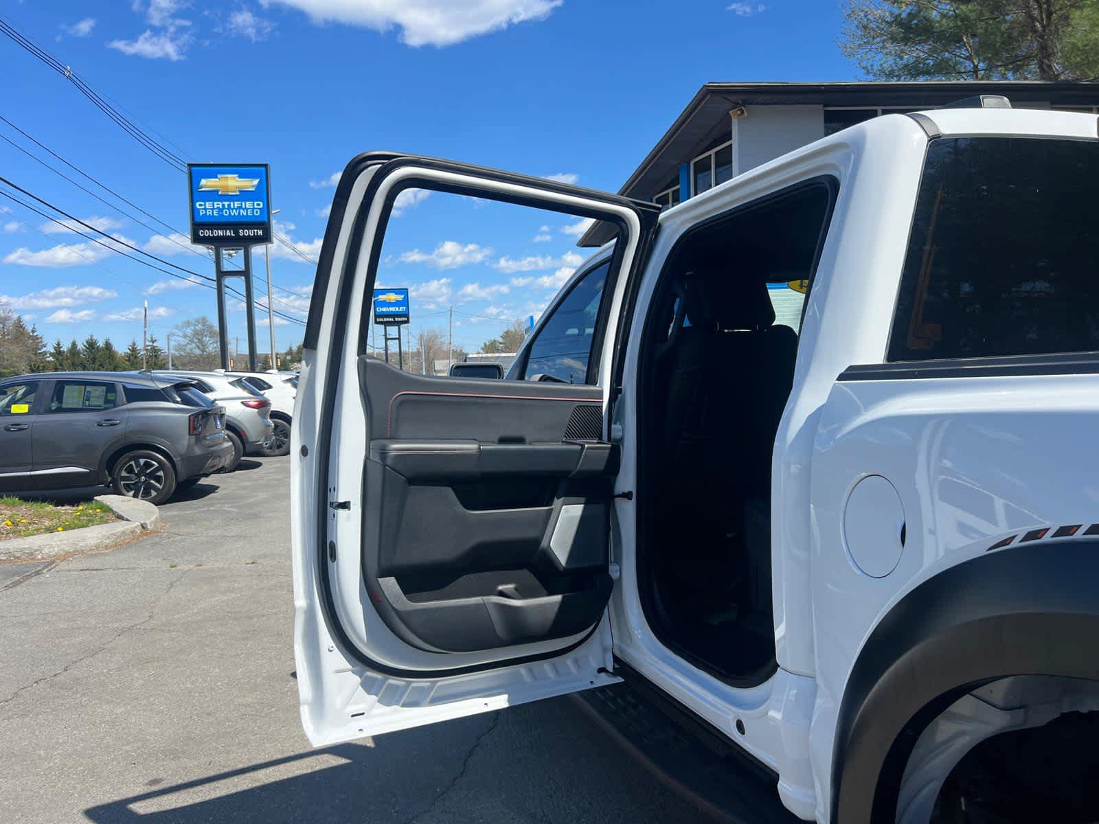 Used 2024 Ford F150 Raptor AWD/4WD image 31