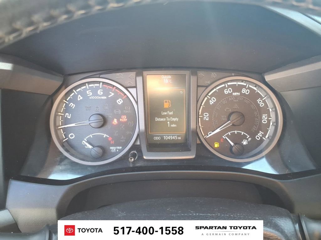 Used 2016 Toyota Tacoma TRD Sport AWD/4WD image 19