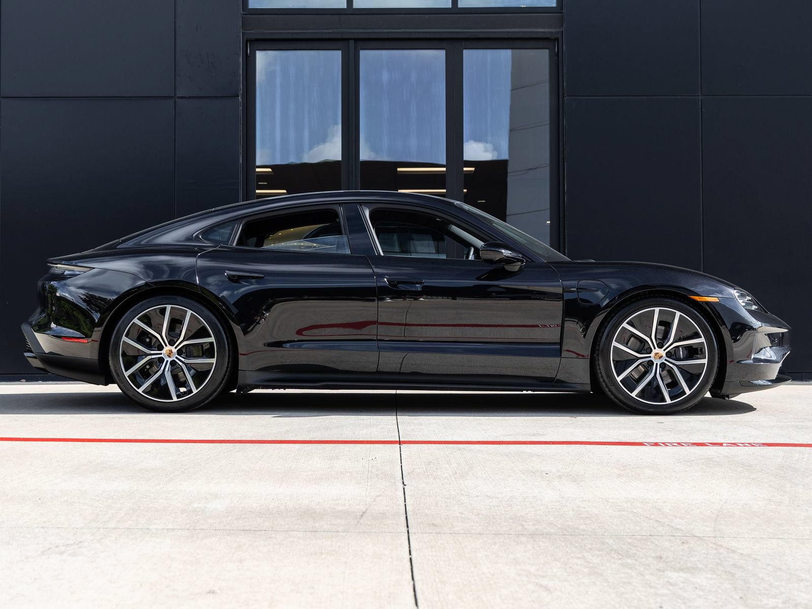 New 2026 Porsche Taycan AWD/4WD image 12