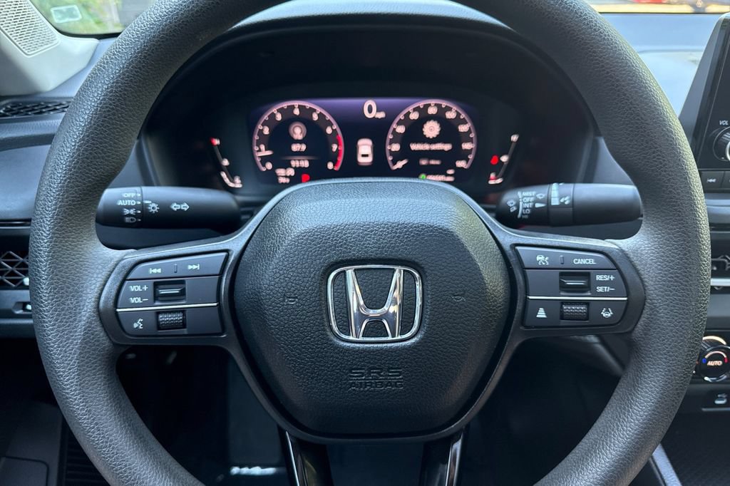 Certified 2025 Honda Accord SE image 22
