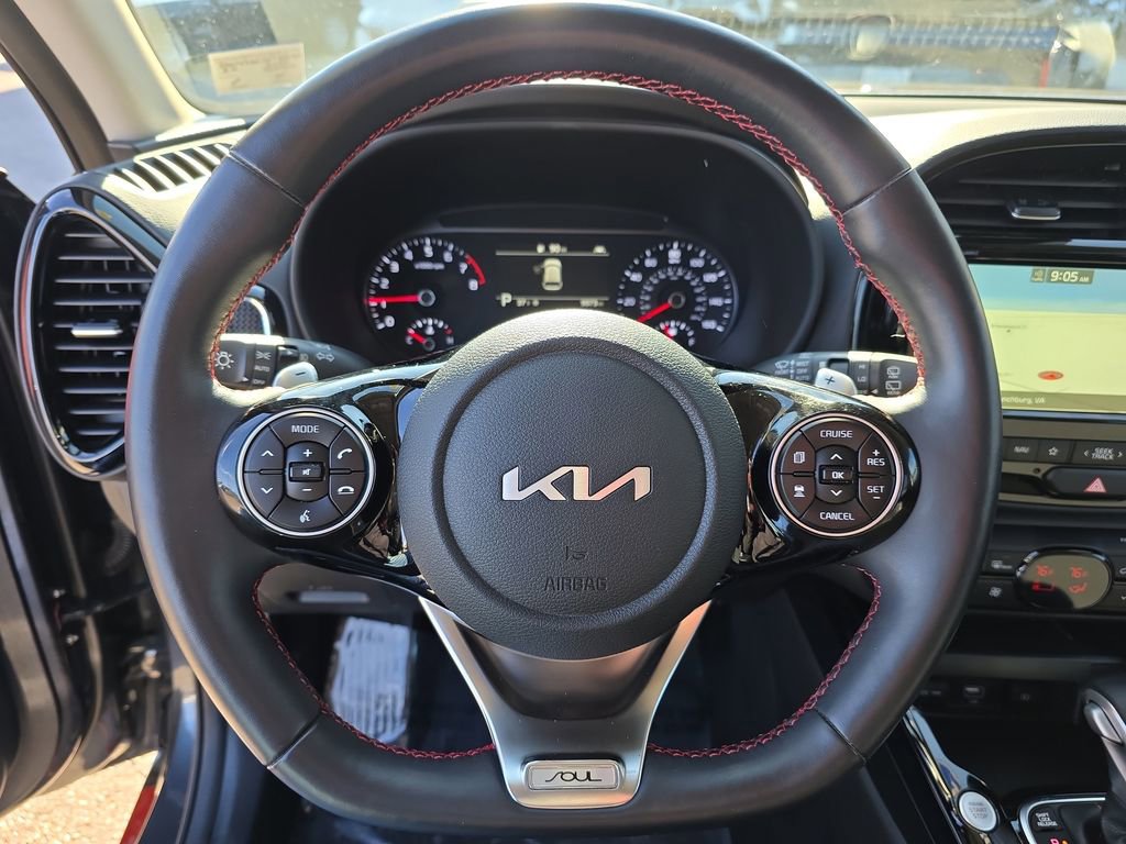 Used 2022 Kia Soul Turbo FWD image 25