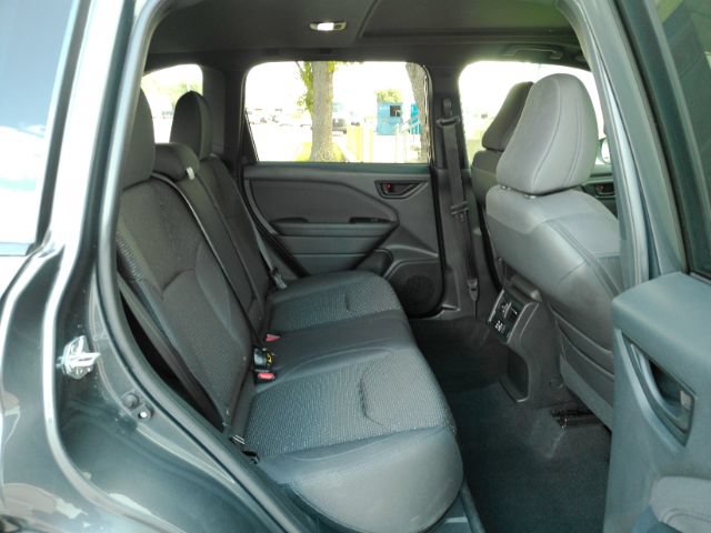 Used 2025 Subaru Forester Premium AWD/4WD image 23
