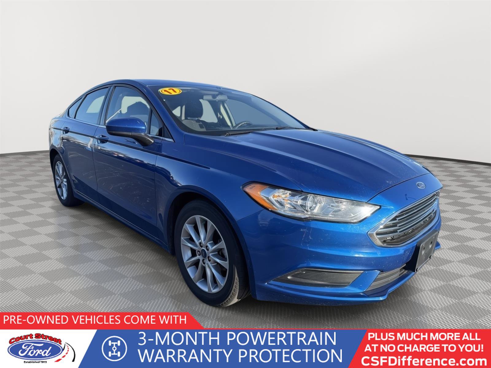Used 2017 Ford Fusion SE w/ Fusion SE Technology Package image 7
