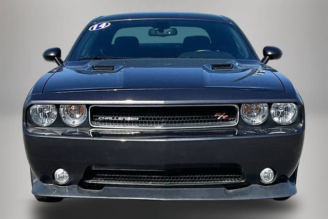 Used 2014 Dodge Challenger R/T RWD image 3