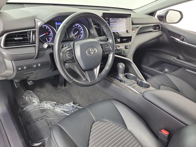 Used 2023 Toyota Camry SE w/ Convenience Package FWD image 18