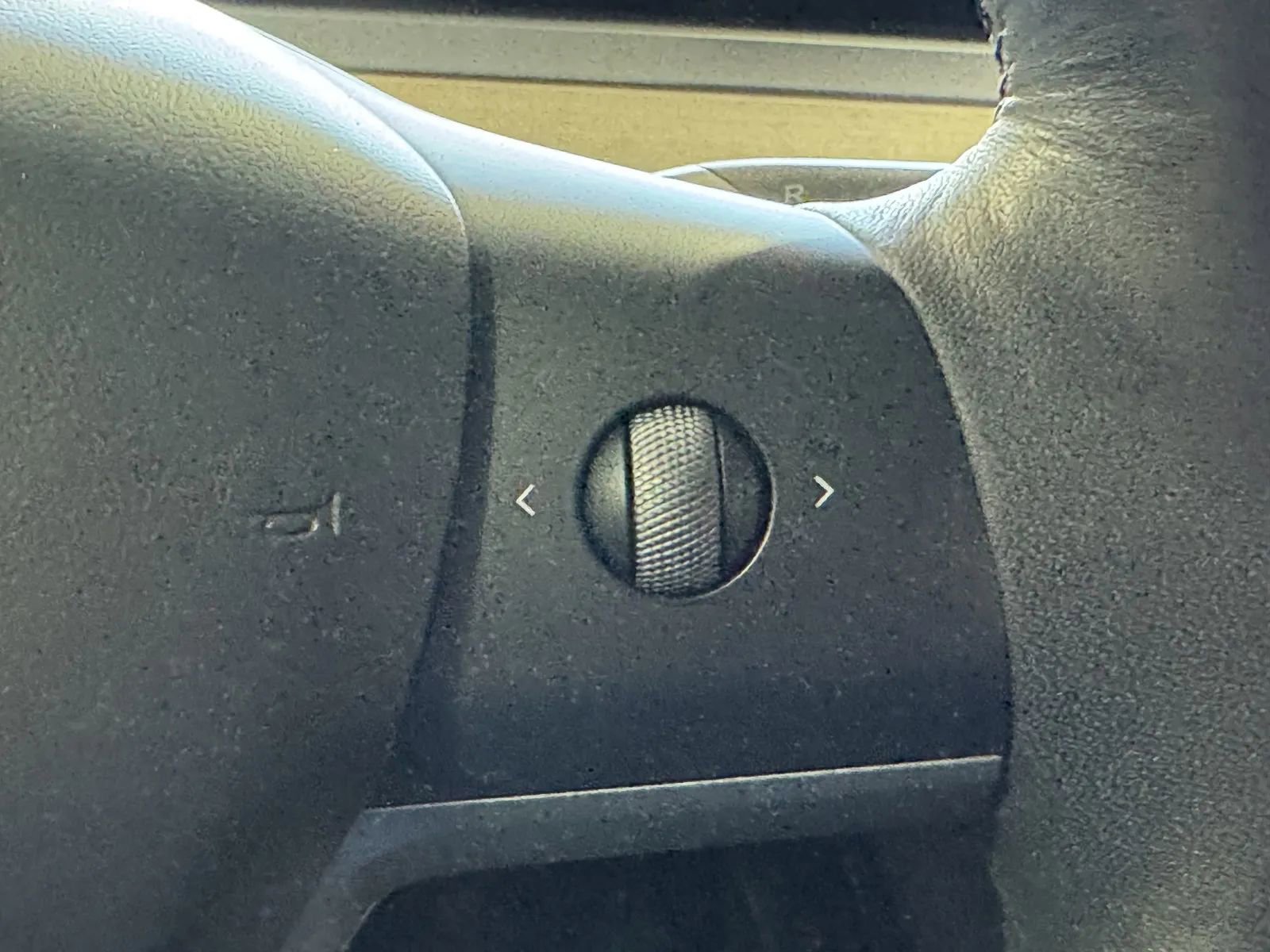 Used 2022 Tesla Model Y Performance image 16