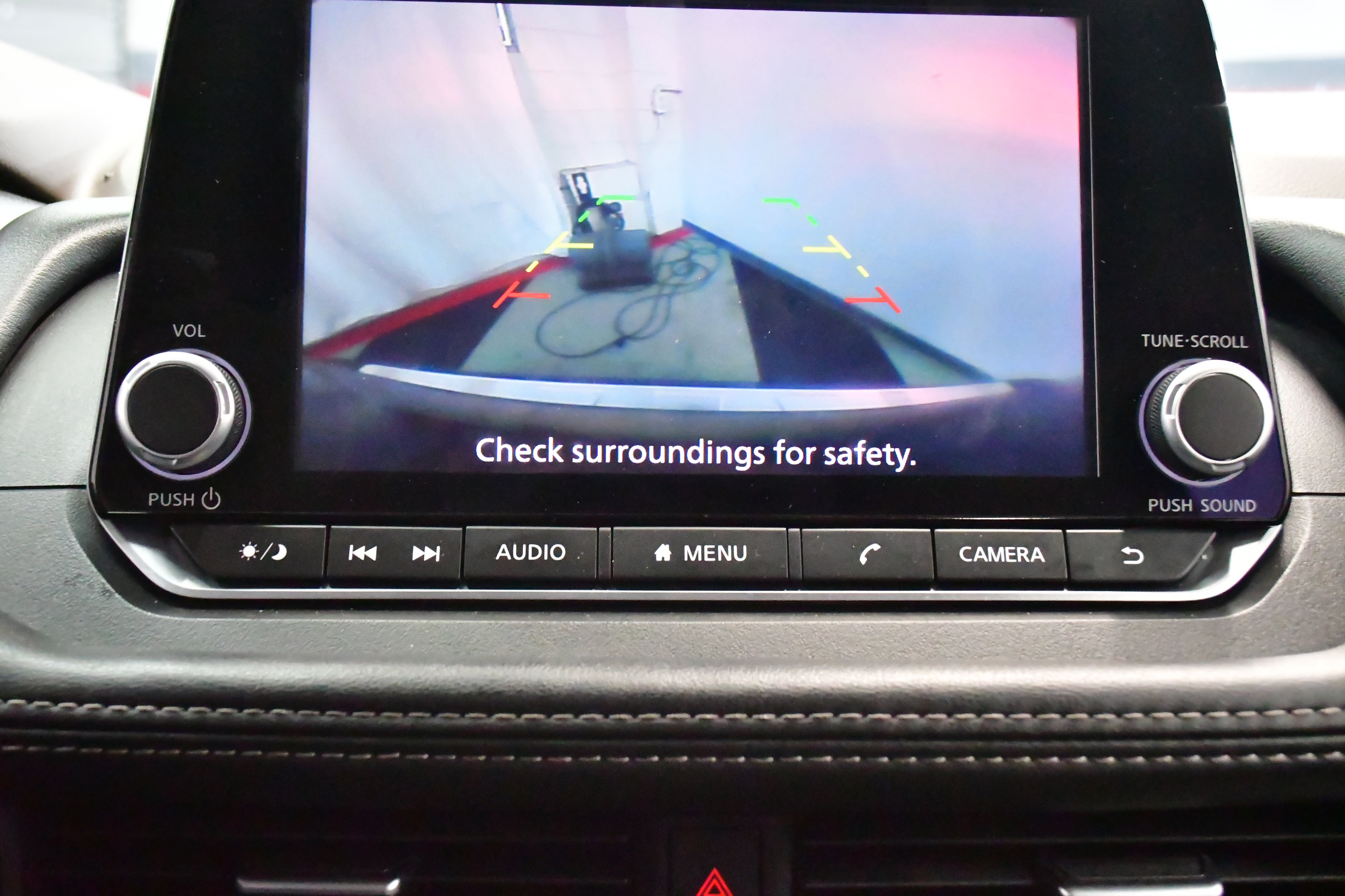 Used 2023 Nissan Rogue SV image 46