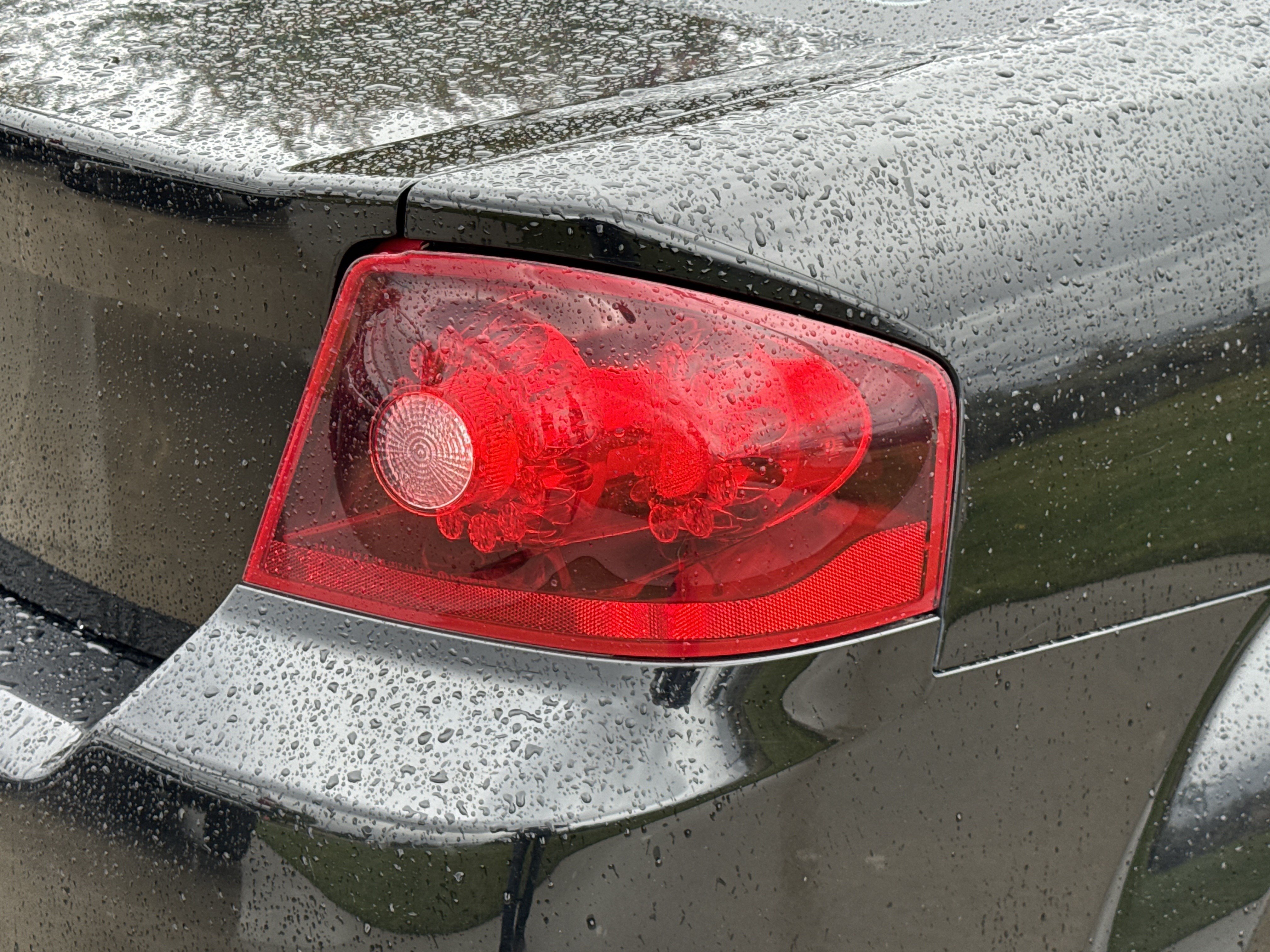 Used 2014 Dodge Avenger SE FWD image 11
