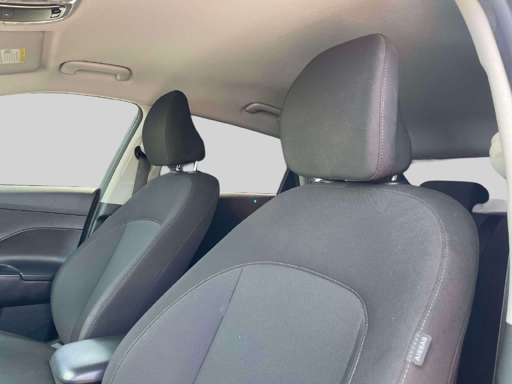Certified 2025 Hyundai Kona SEL AWD/4WD image 20