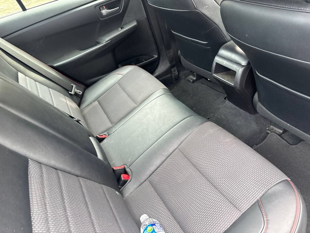 Used 2016 Toyota Camry SE FWD image 8
