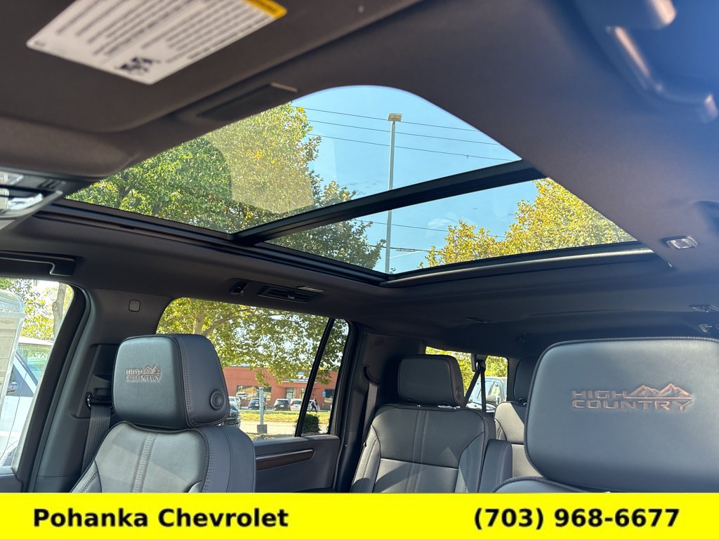New 2026 Chevrolet Suburban High Country w/ Sun And Tow Package AWD/4WD image 20