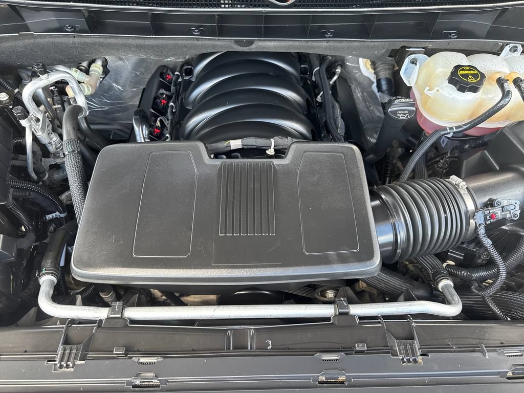 Certified 2025 GMC Yukon XL AT4 w/ AT4 Premium Package AWD/4WD image 52