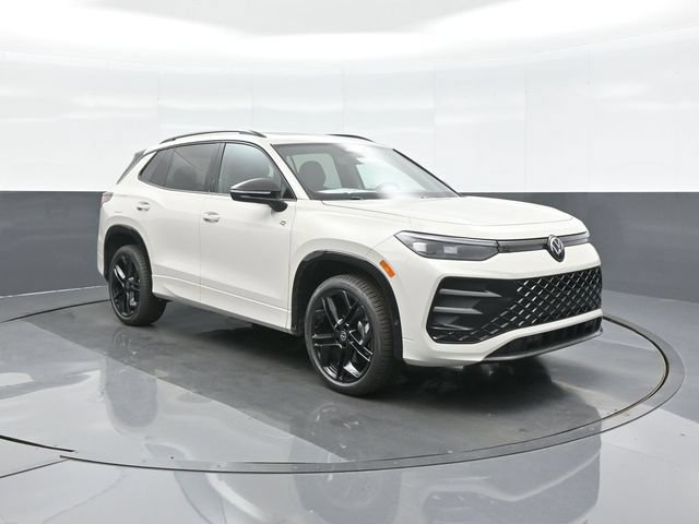 New 2026 Volkswagen Tiguan SE R-Line