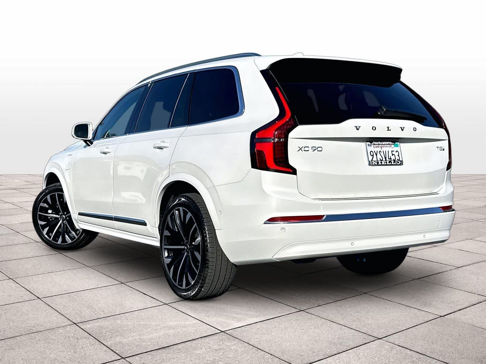 Used 2026 Volvo XC90 T8 Plus w/ Protection Package Premier AWD/4WD image 15