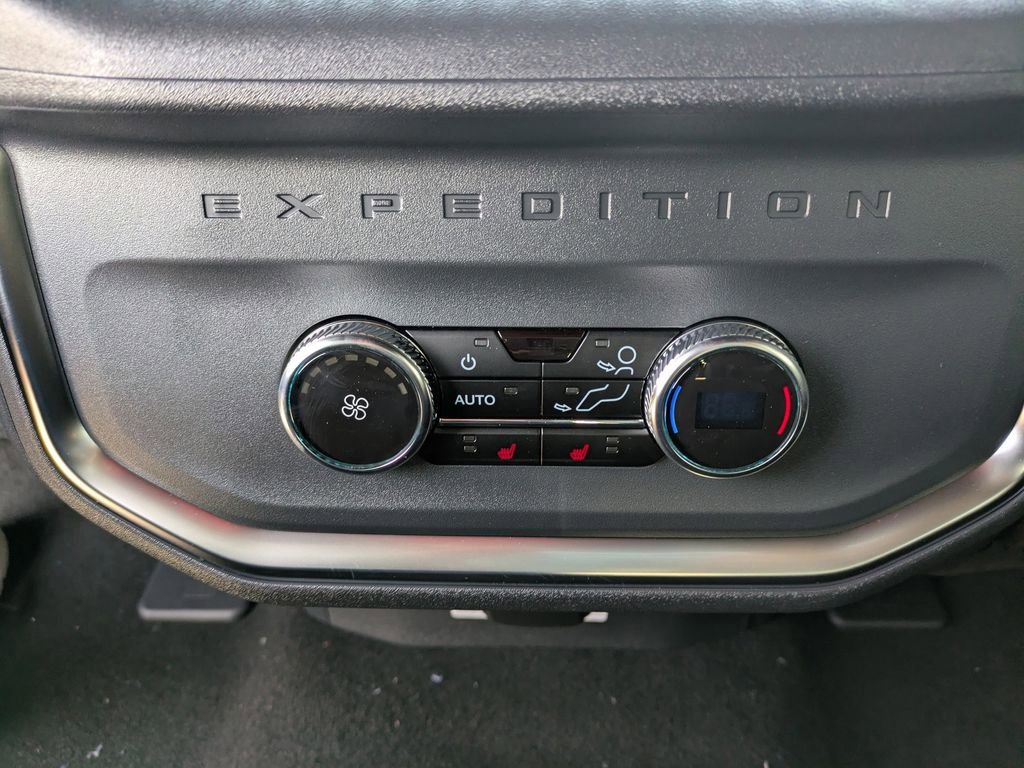 New 2026 Ford Expedition Tremor image 17