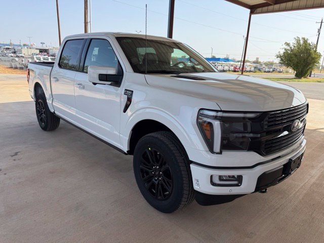 New 2026 Ford F150 Platinum w/ Equipment Group 701A Standard