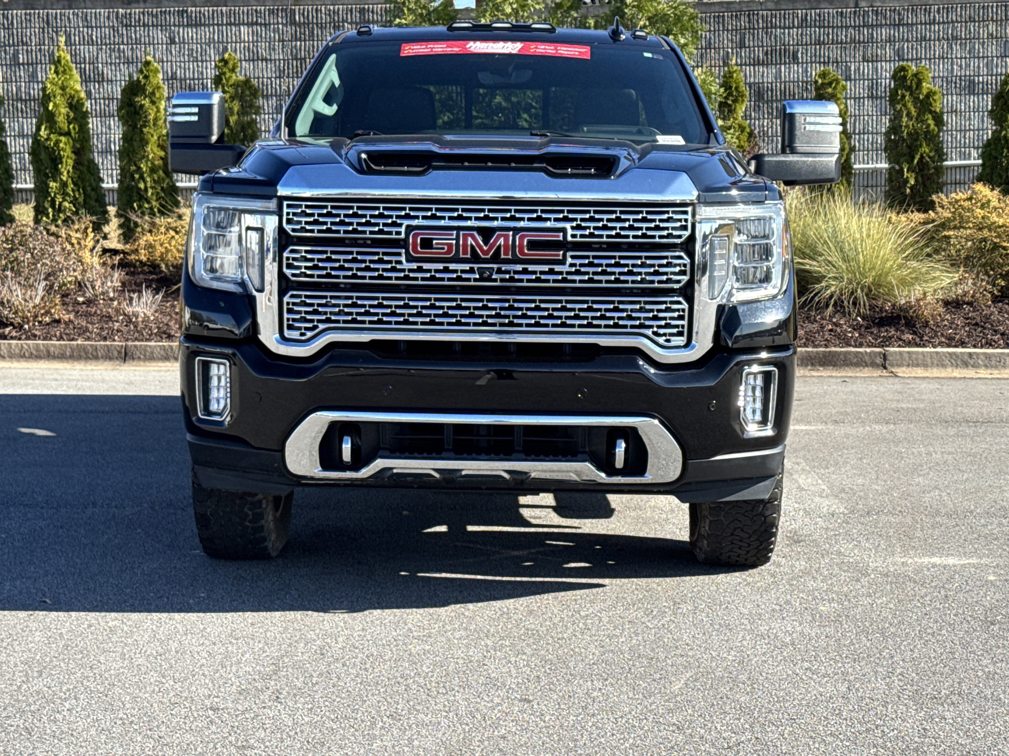 Used 2021 GMC Sierra 2500 Denali w/ Denali Ultimate Package image 3