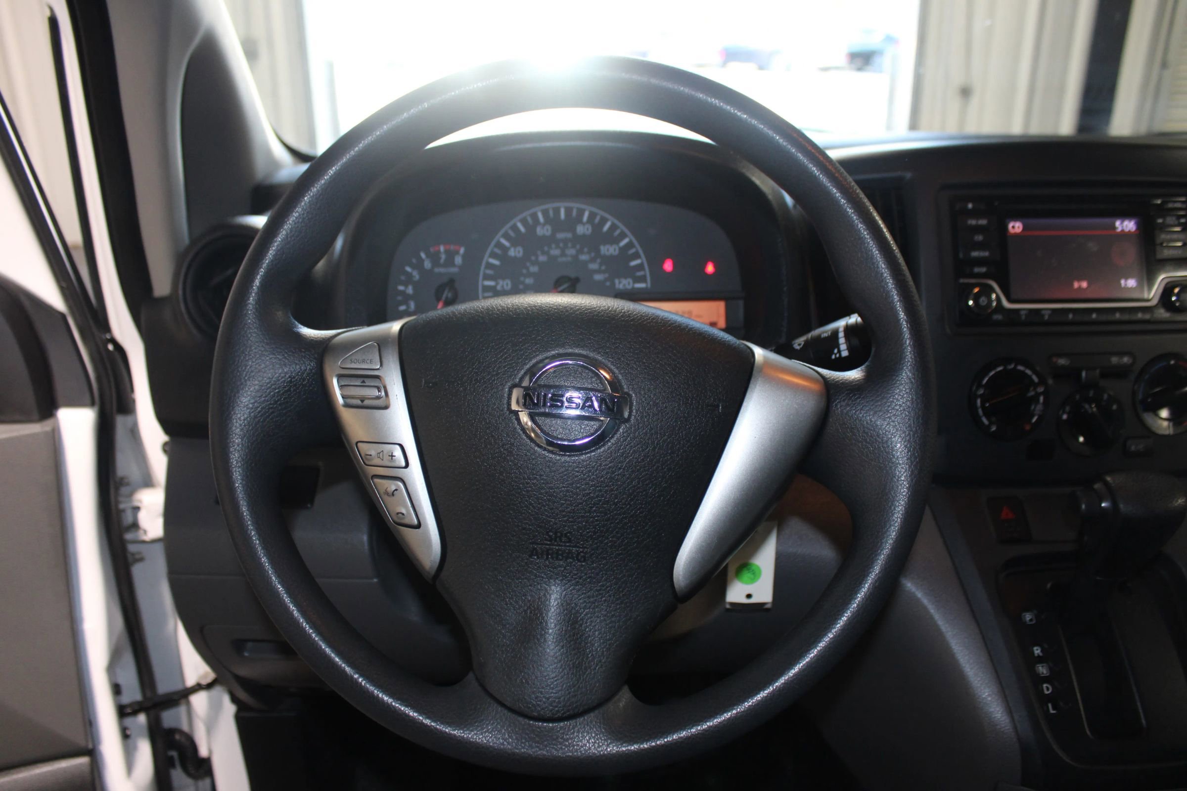 Used 2019 Nissan NV200 S image 11