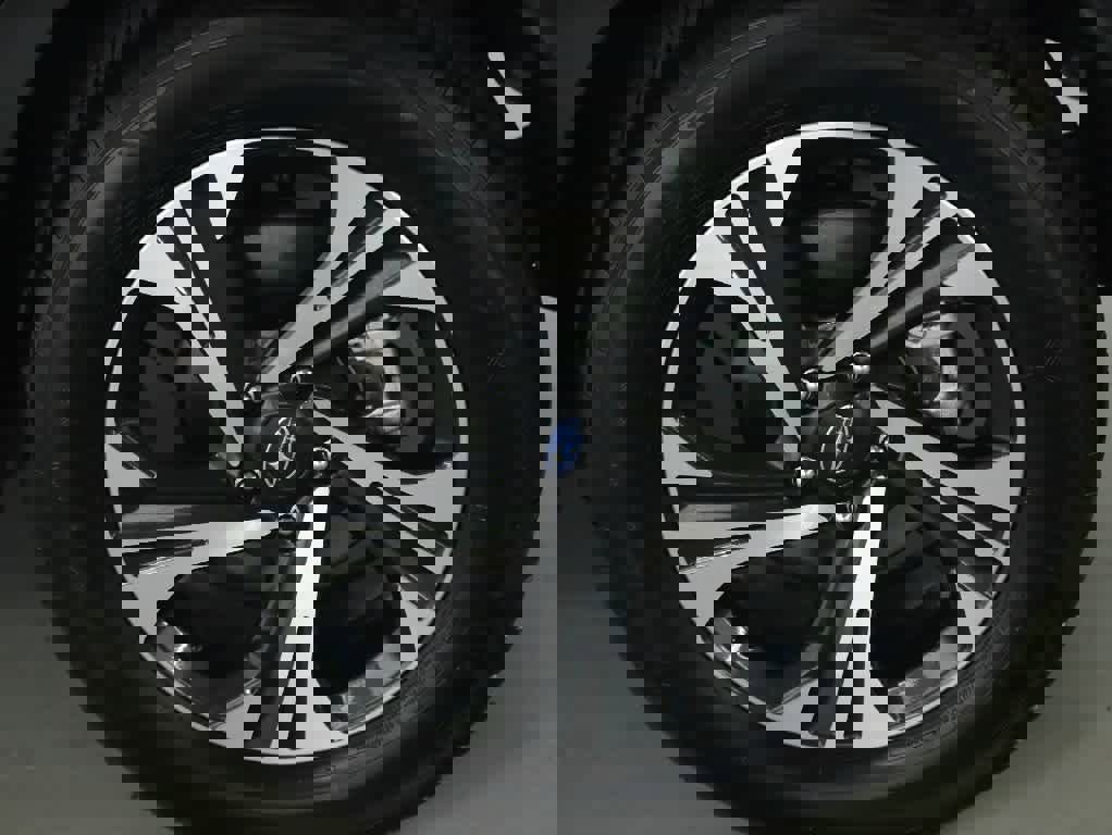 Used 2024 Subaru Crosstrek 2.0i Premium image 40