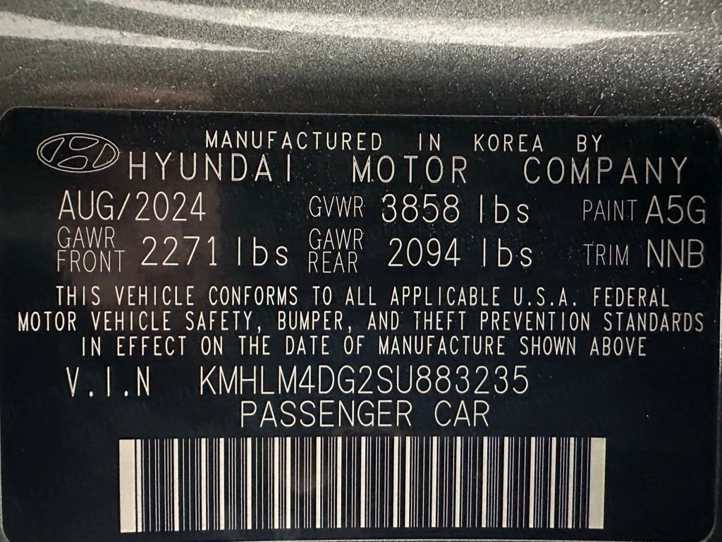 Used 2025 Hyundai Elantra Sport image 11