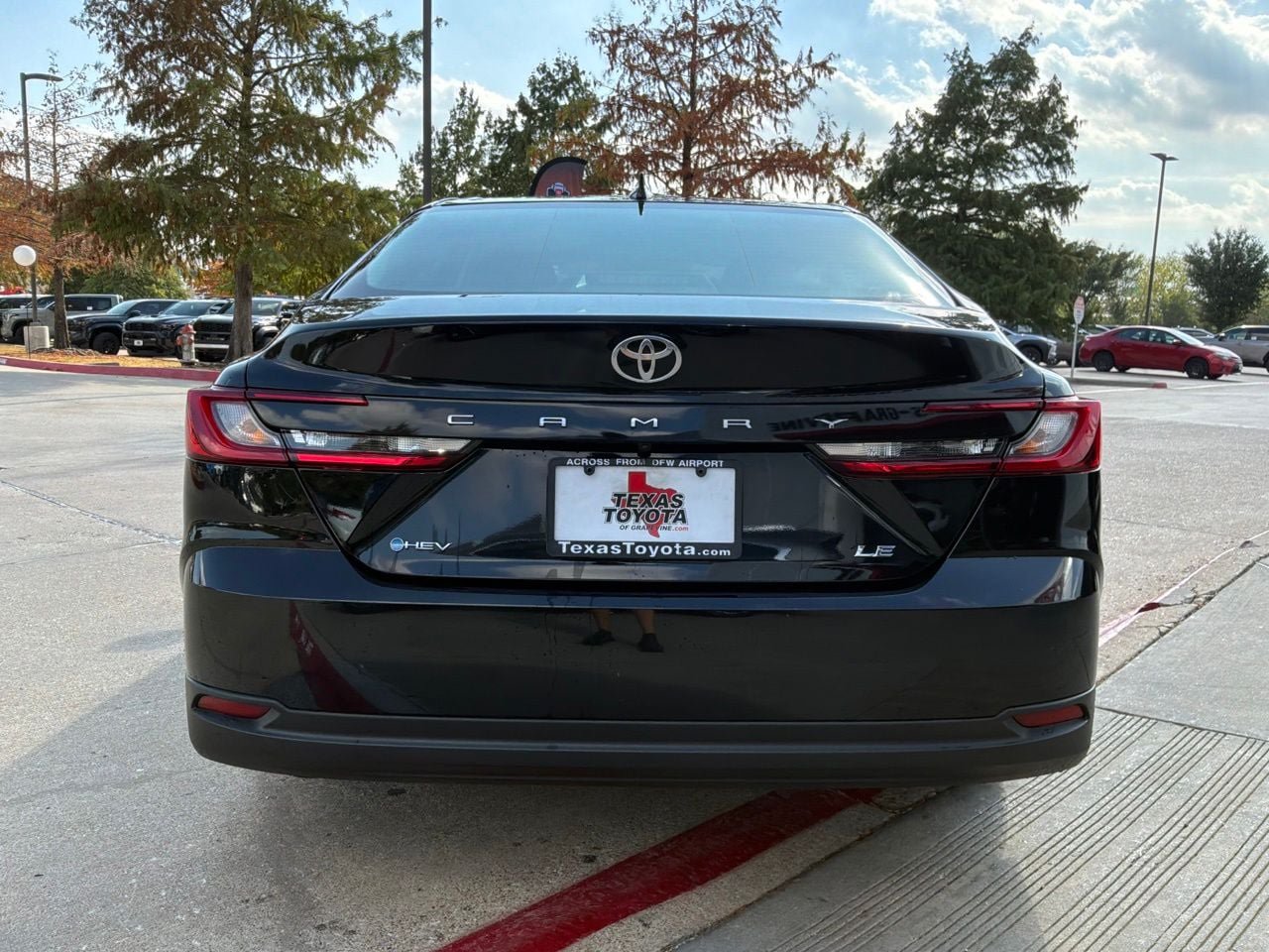 Used 2026 Toyota Camry LE FWD image 7