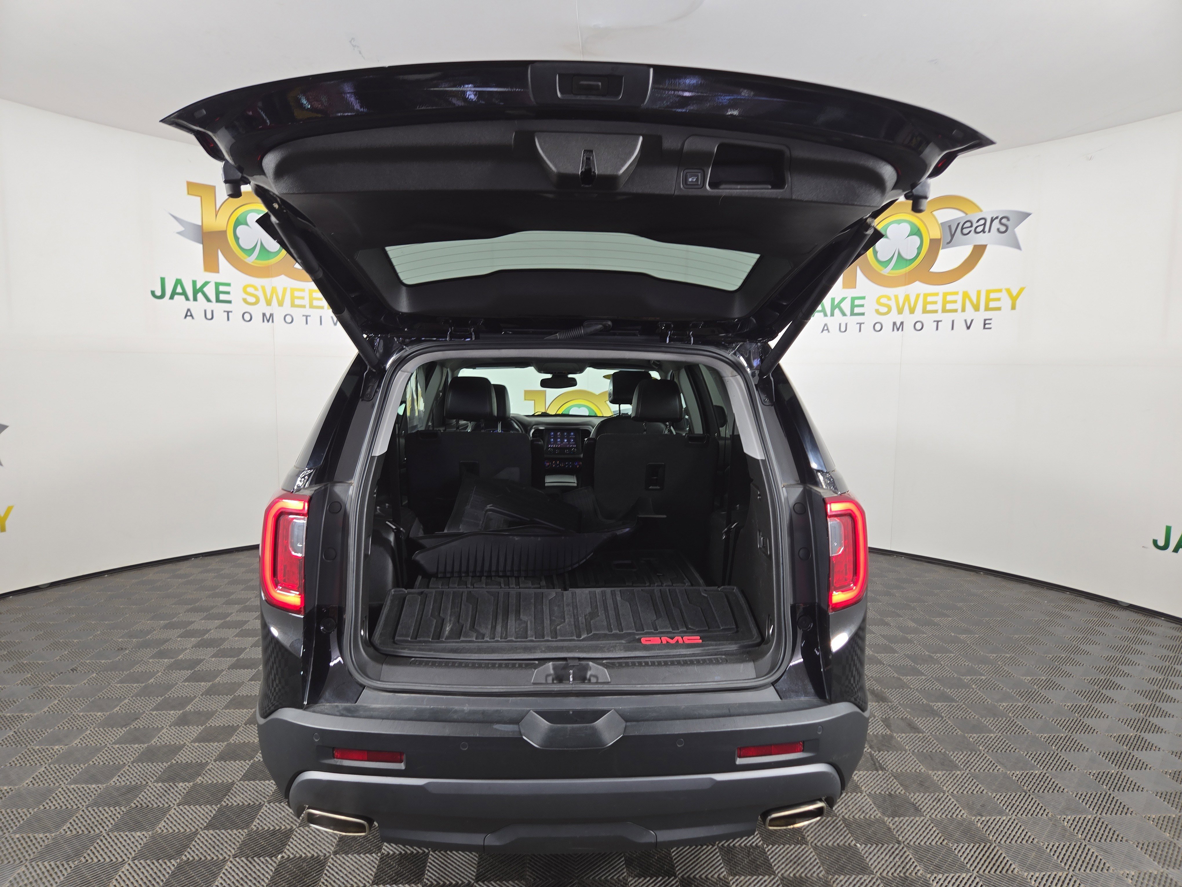 Certified 2021 GMC Acadia AT4 image 37