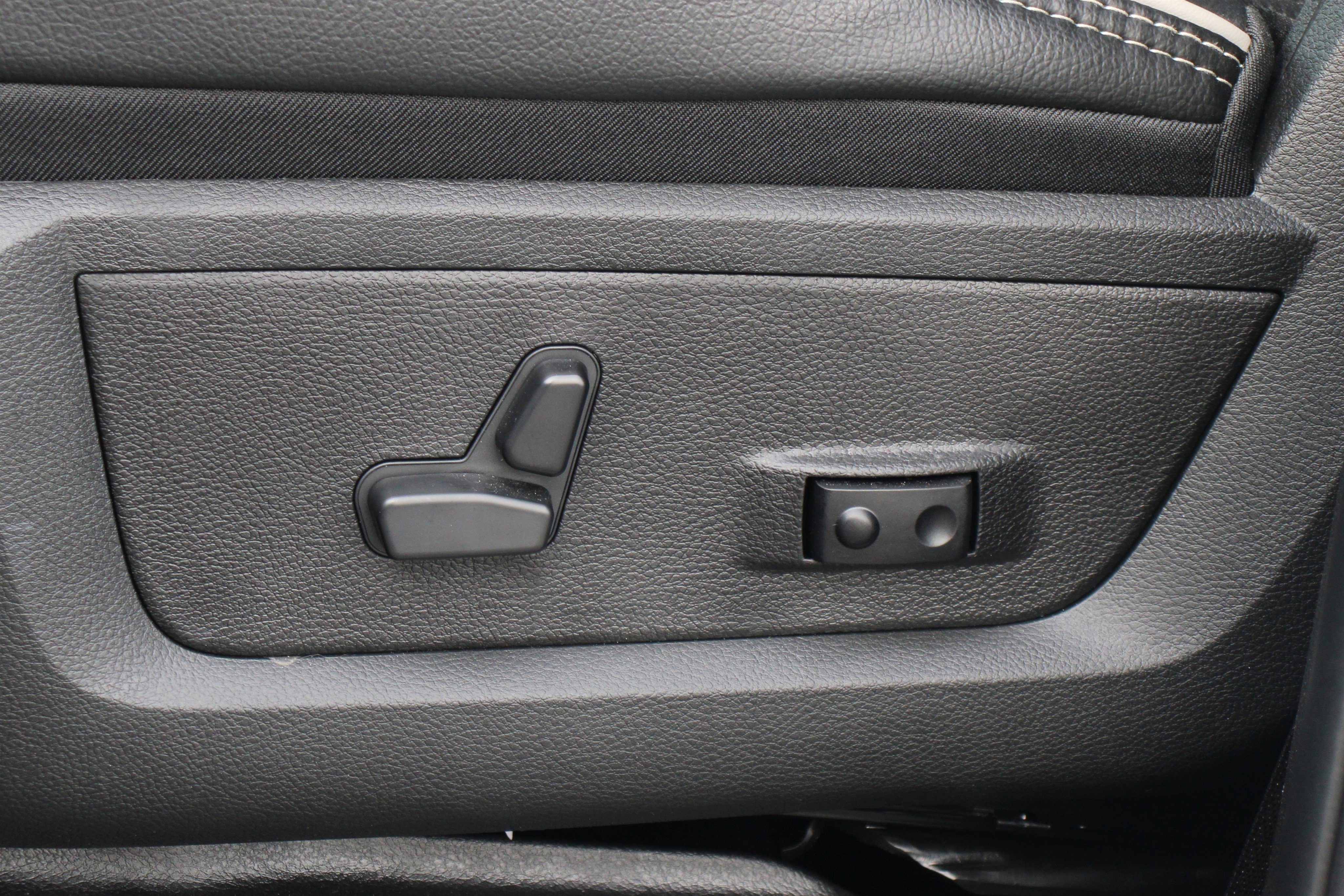 New 2026 RAM 3500 Laramie image 4