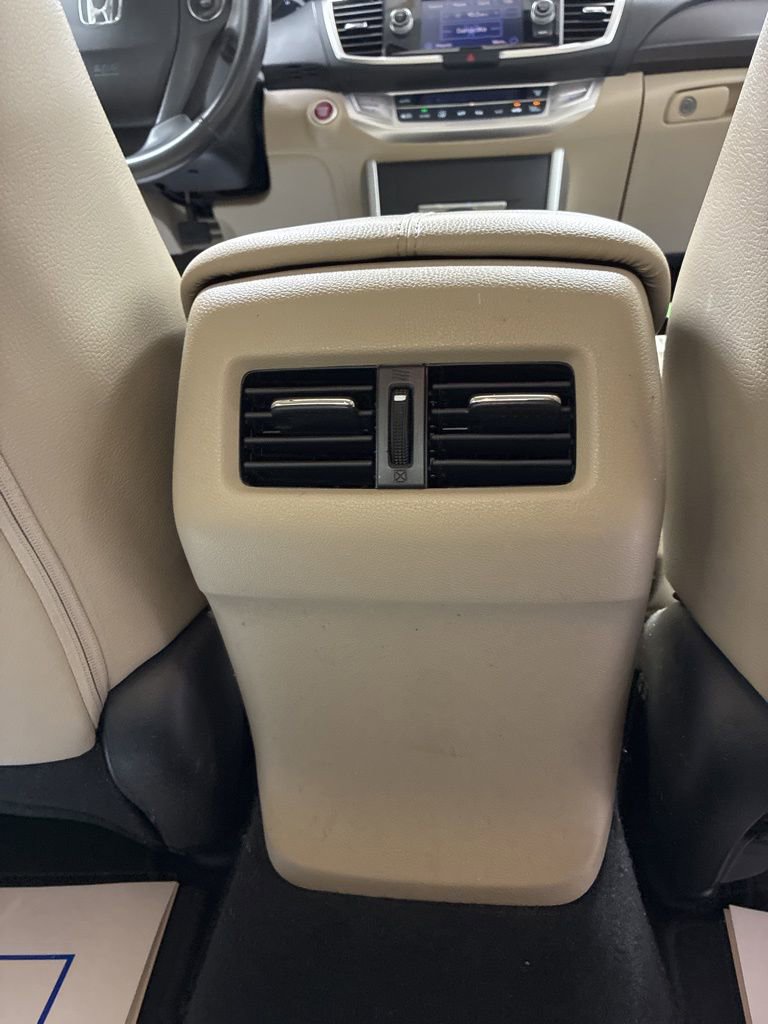 Used 2015 Honda Accord EX-L image 25