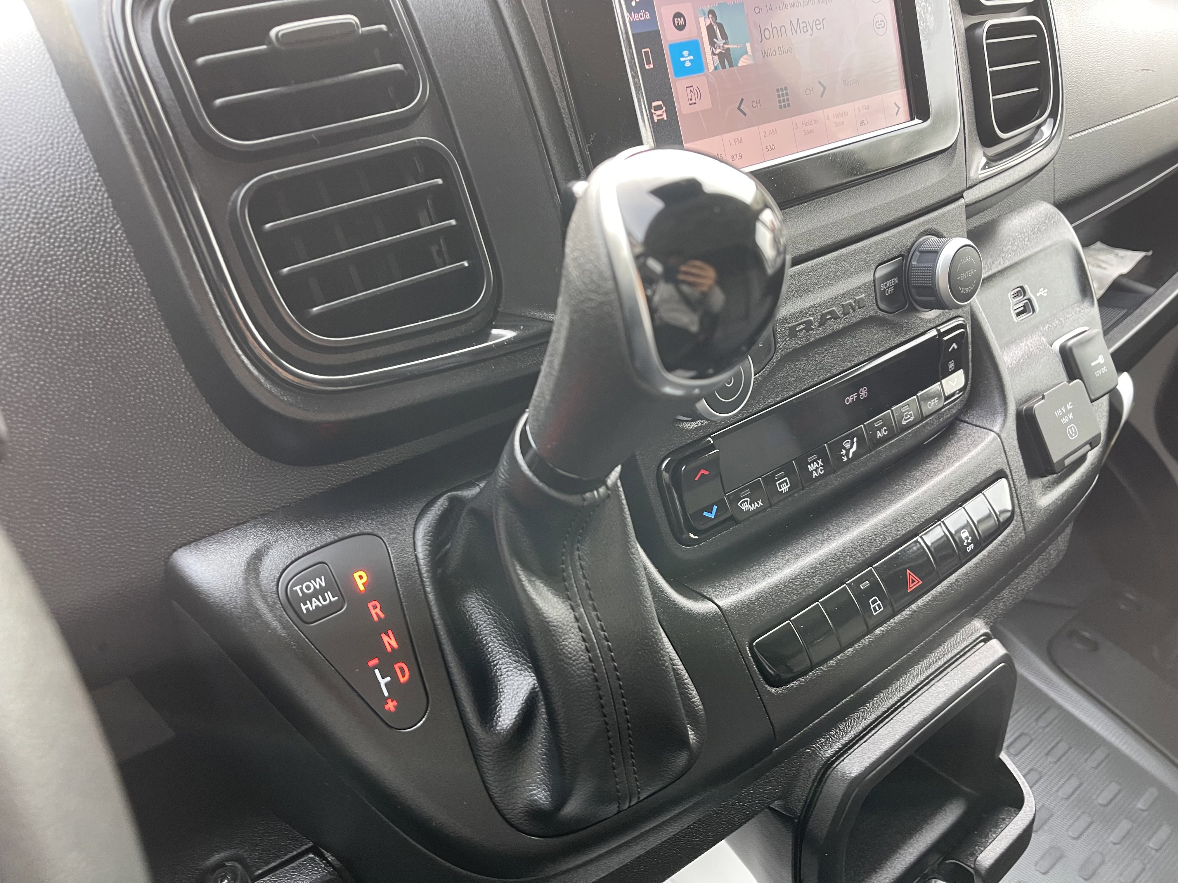 New 2025 RAM ProMaster 2500 w/ Convenience Group image 29