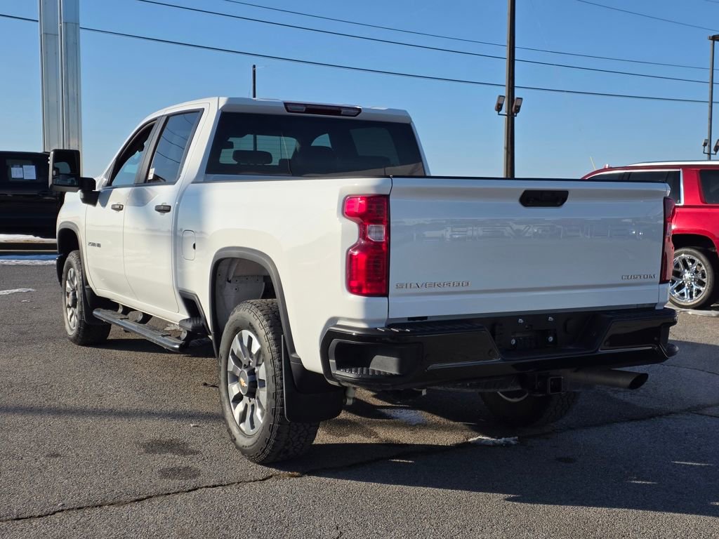Used 2025 Chevrolet Silverado 2500 Custom w/ Custom Value Package image 5