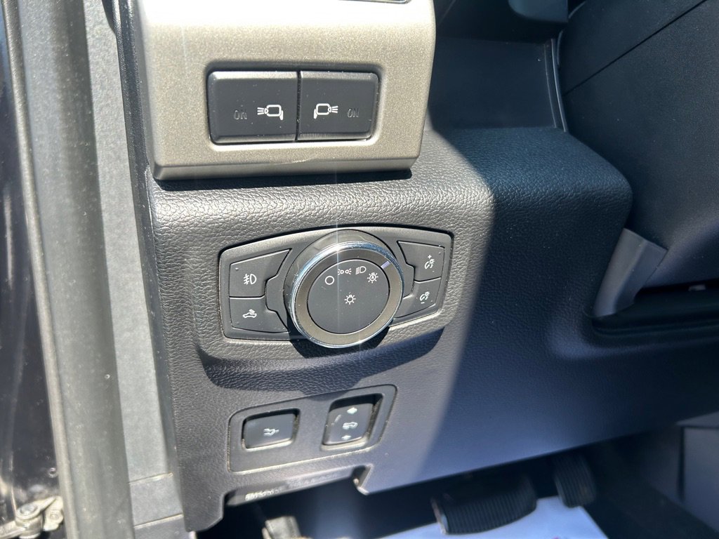 Used 2021 Ford F350 Lariat AWD/4WD image 40