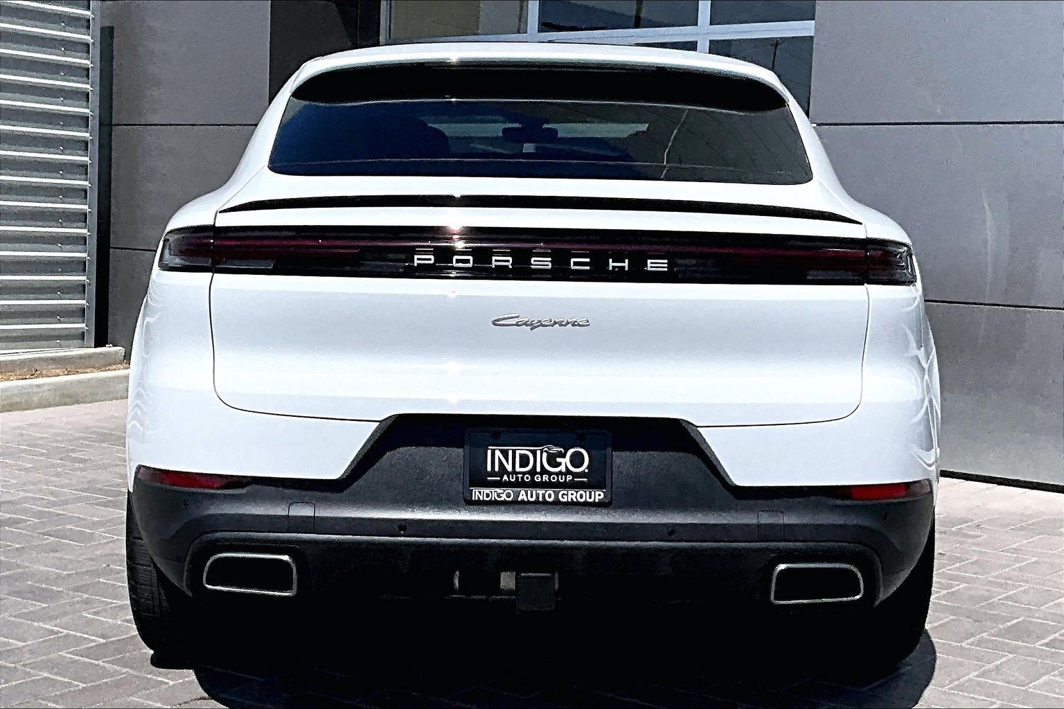 Used 2024 Porsche Cayenne Coupe AWD/4WD image 4