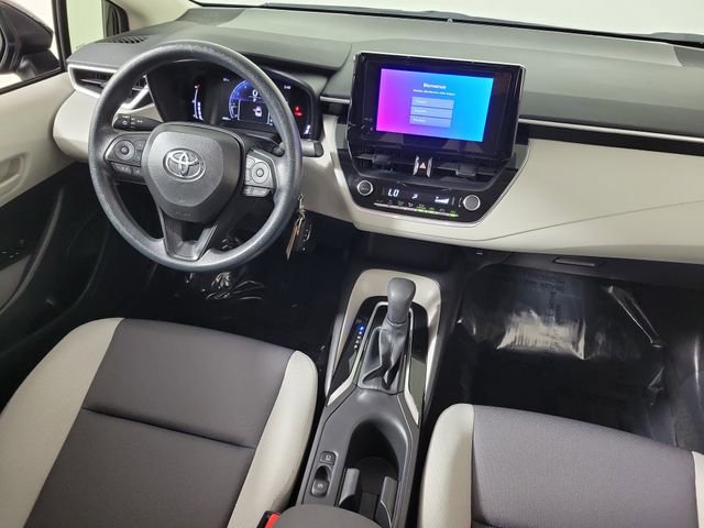 Used 2026 Toyota Corolla LE FWD image 15