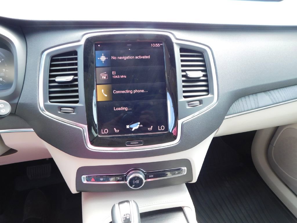 Used 2020 Volvo XC90 T5 Momentum w/ Protection Package Premier image 33