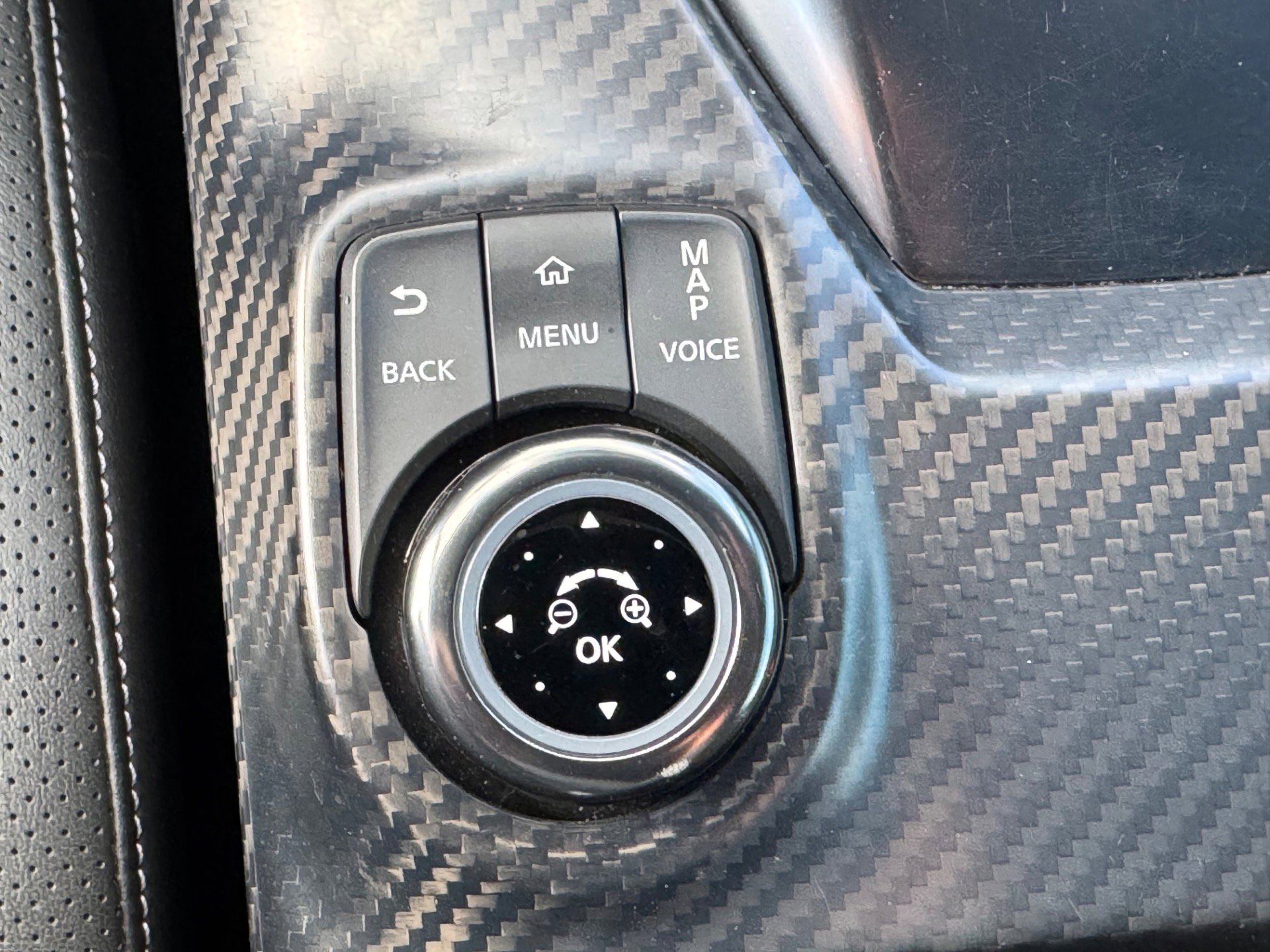 Used 2019 Nissan GT-R Premium image 20