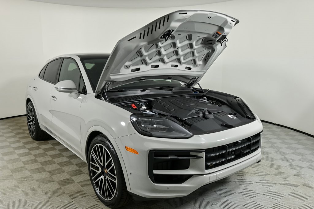 New 2026 Porsche Cayenne S image 35