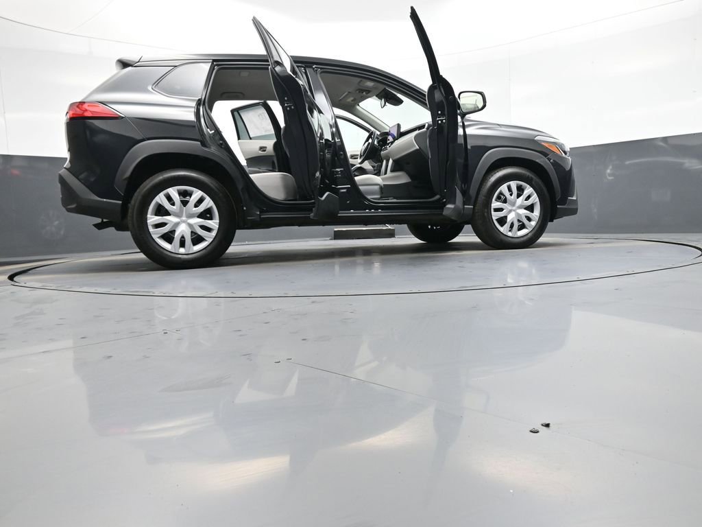 Certified 2025 Toyota Corolla Cross L image 47
