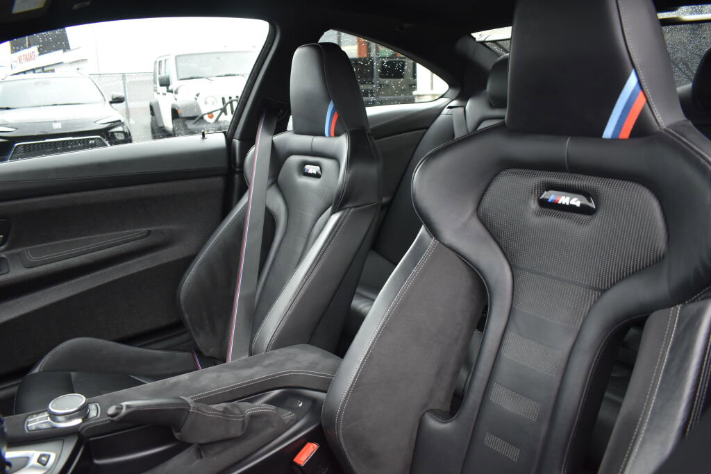 Used 2019 BMW M4 CS w/ Executive Package image 16