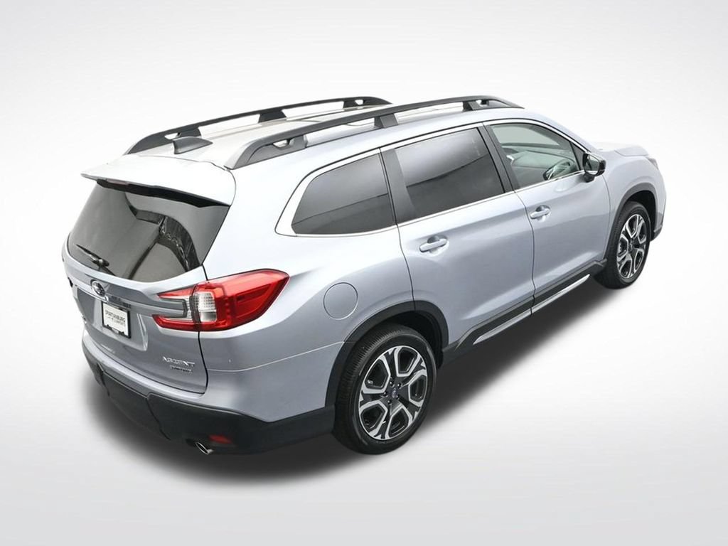 Used 2025 Subaru Ascent Limited w/ Popular Package #2 AWD/4WD image 32