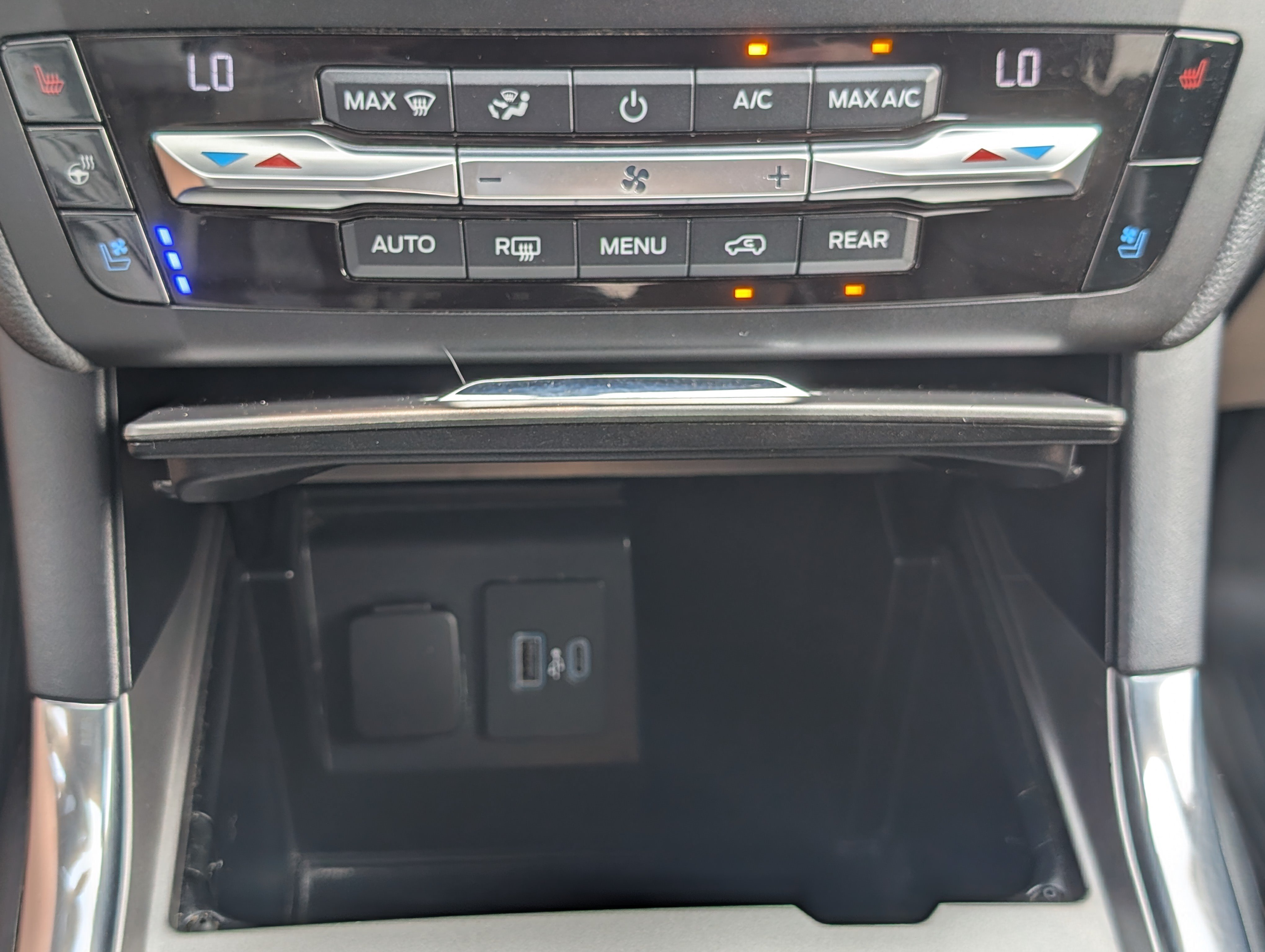 Certified 2020 Ford Explorer ST AWD/4WD image 29