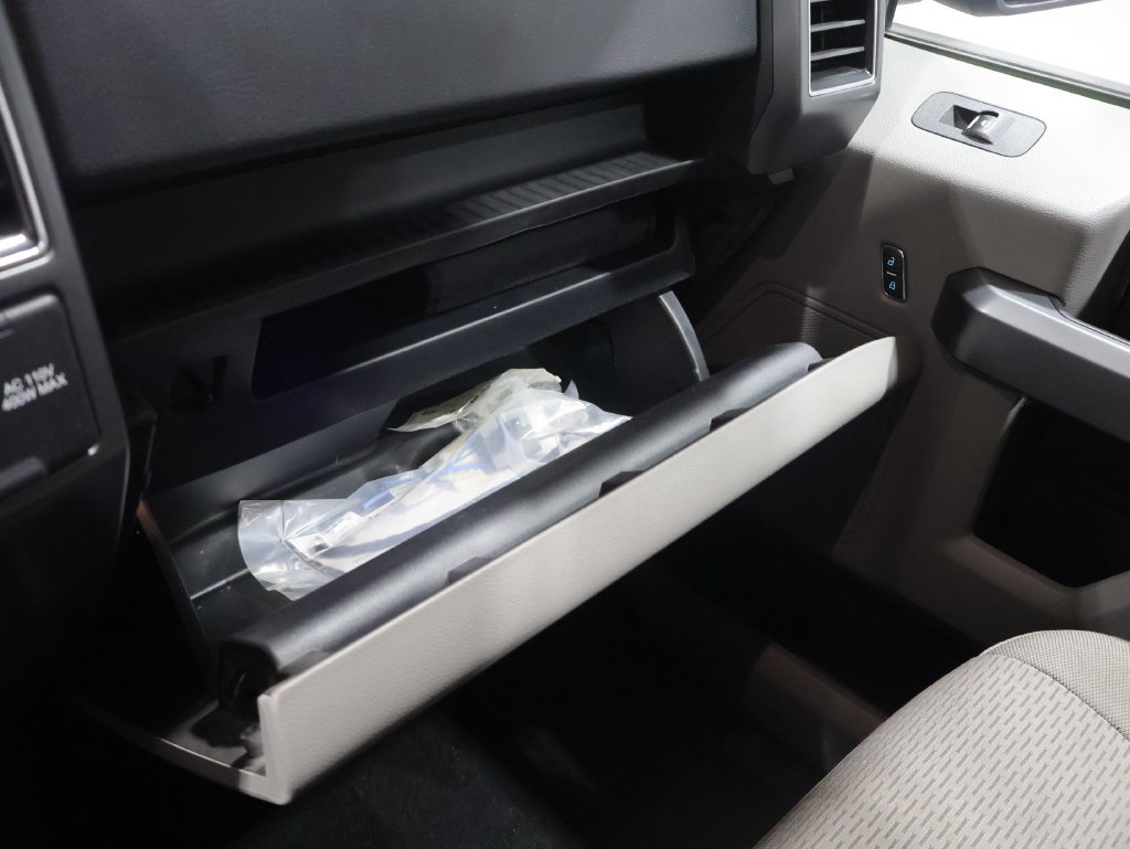 Used 2019 Ford F150 XLT w/ Equipment Group 302A Luxury AWD/4WD image 31